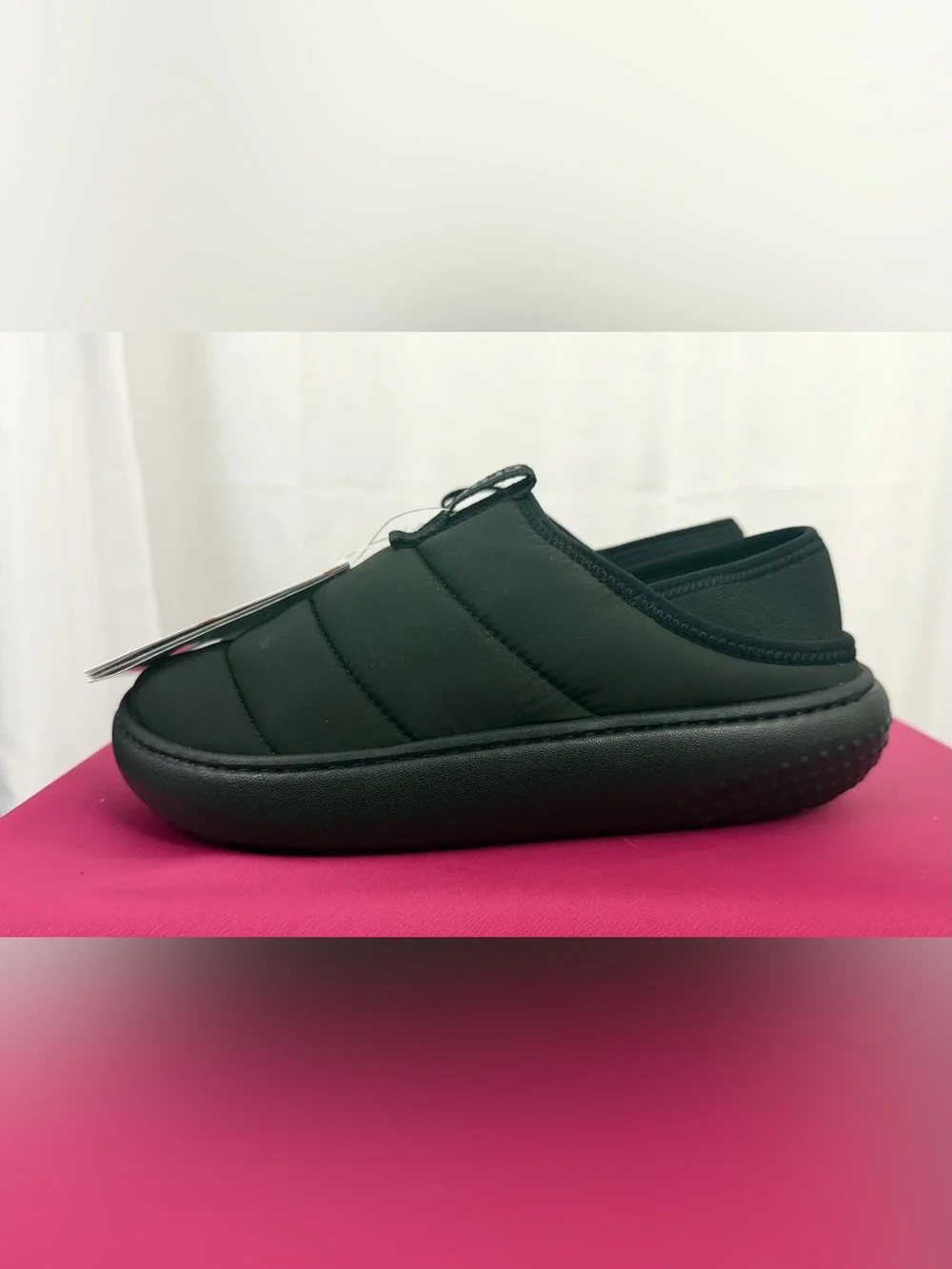 CROCS Kids Unisex Black Quilted Slip-On Lined Puff Moccasins Youth 5. NWT